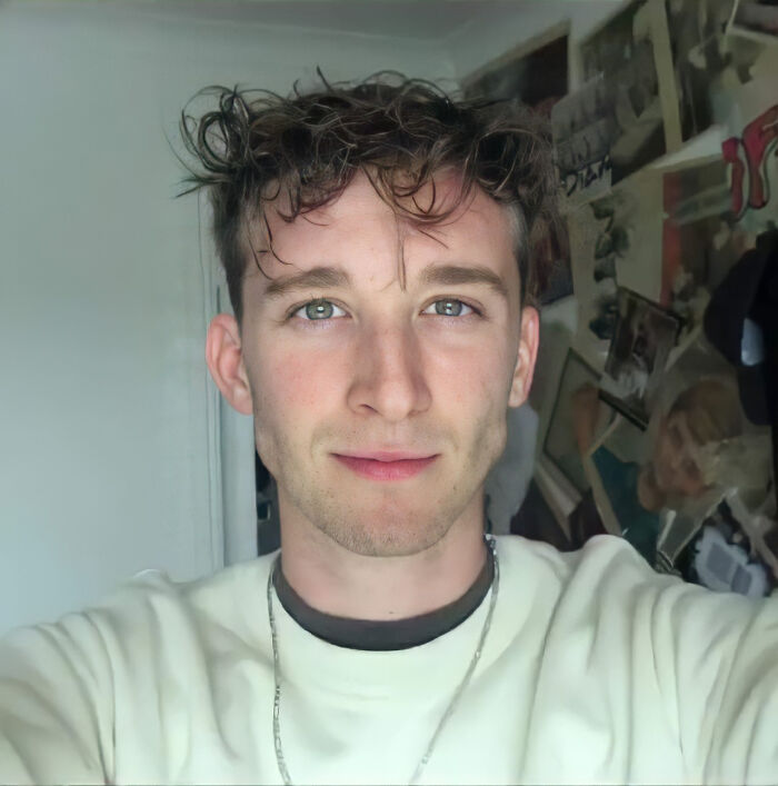 <em>Jake.R</em>